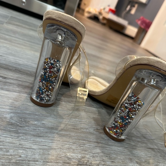Women’s clear heels with jewels in heels! - Picture 3 of 4